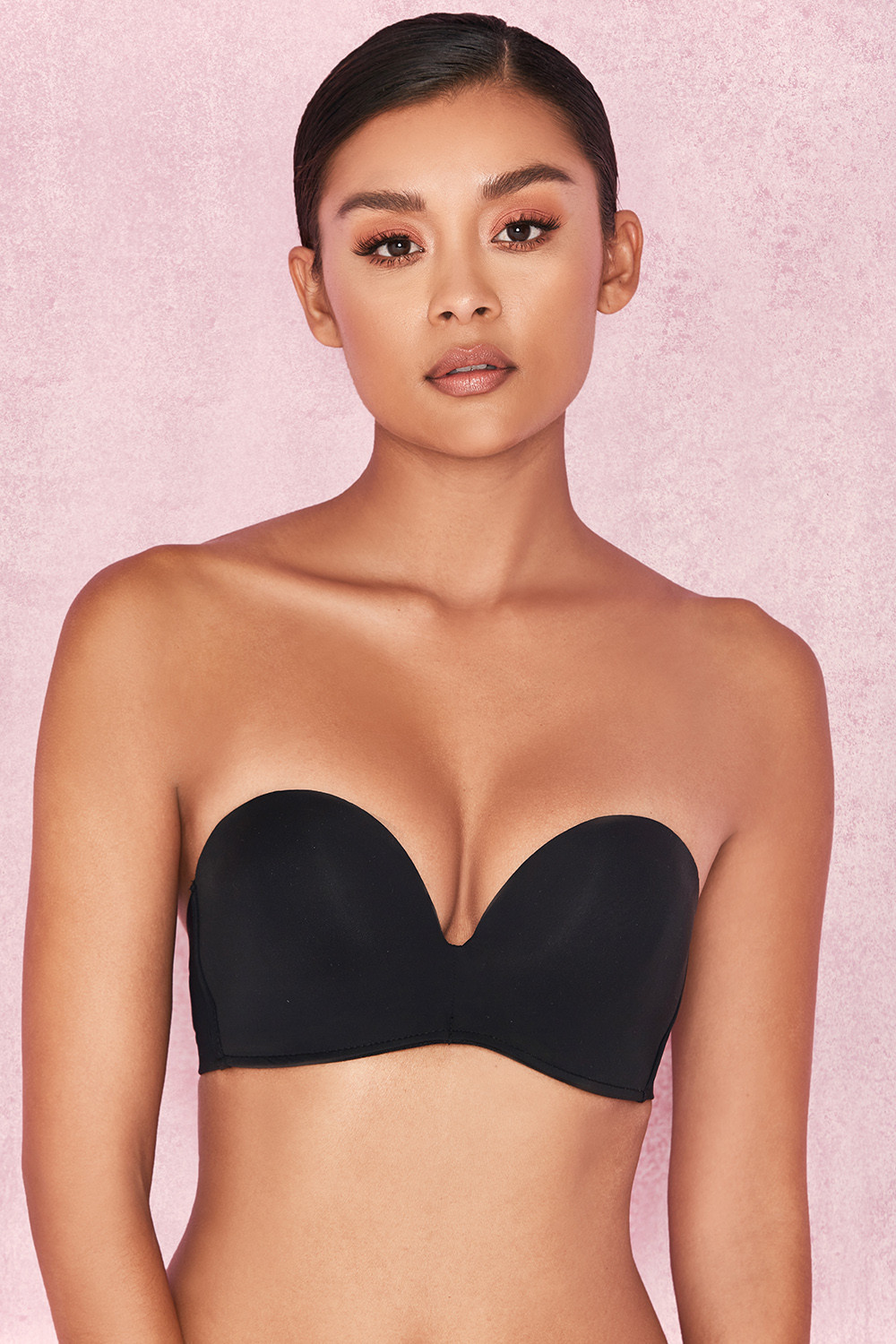 Smooth Plain Molded Black Strapless Bra